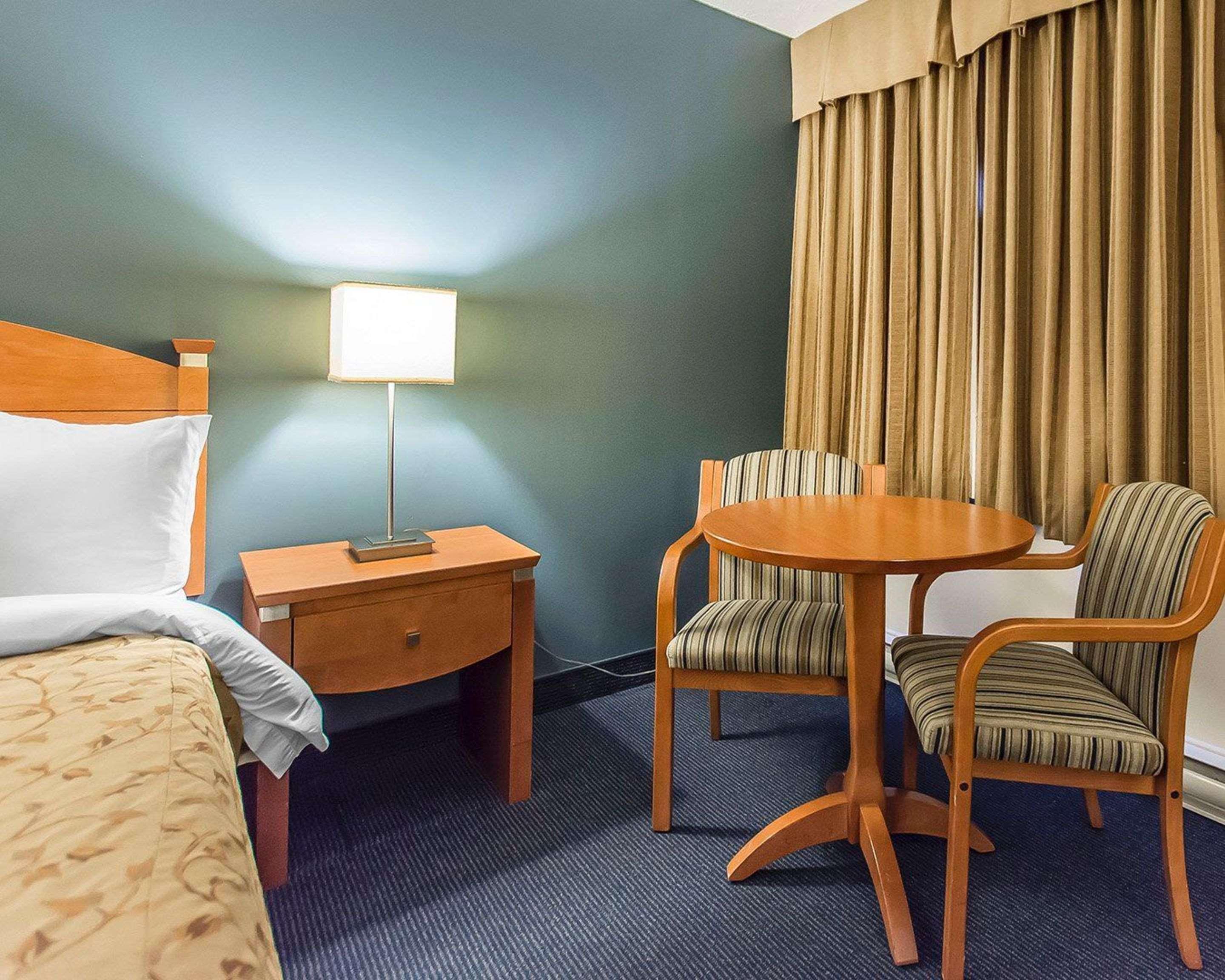 Quality Inn Rouyn-Noranda Kültér fotó