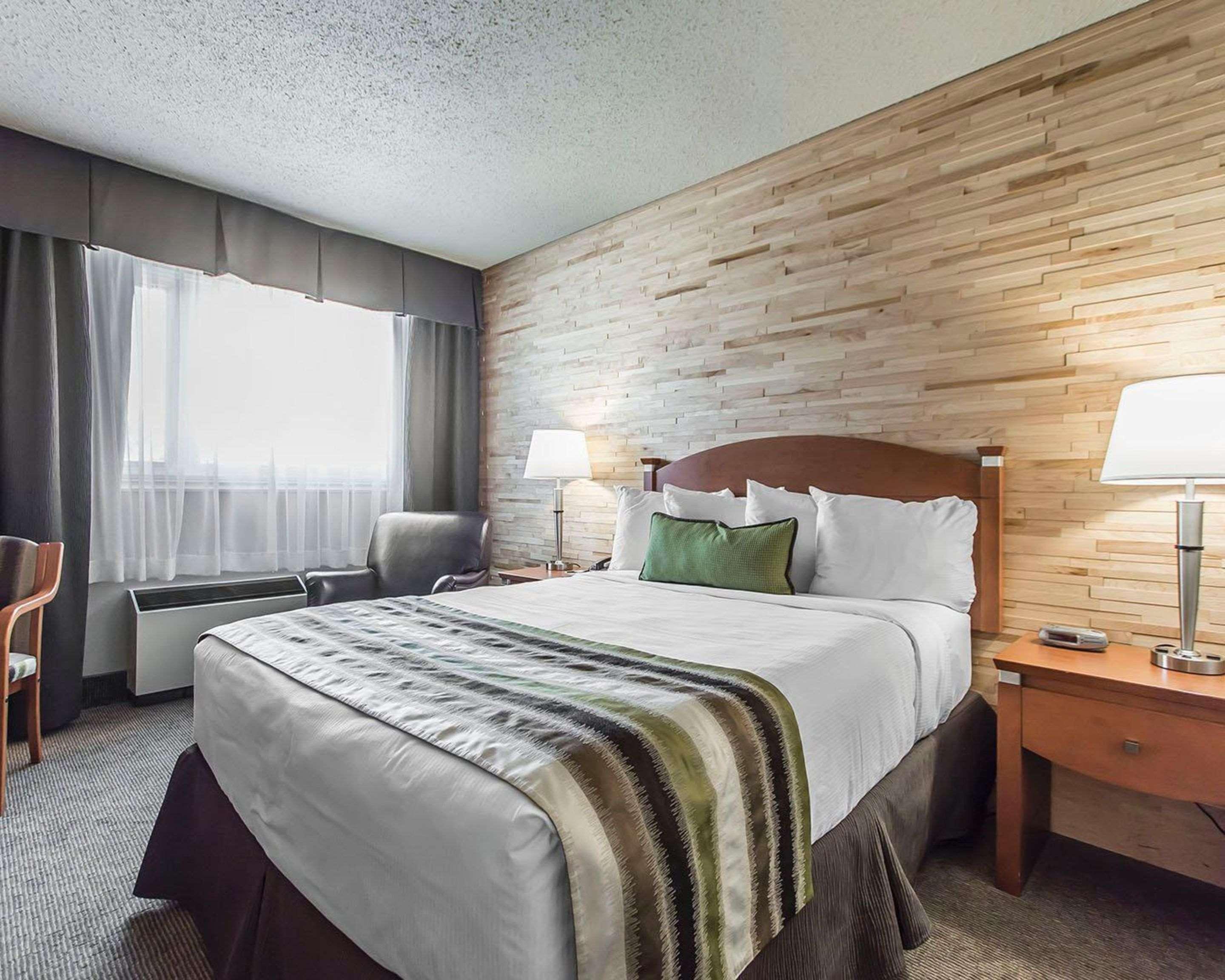 Quality Inn Rouyn-Noranda Kültér fotó