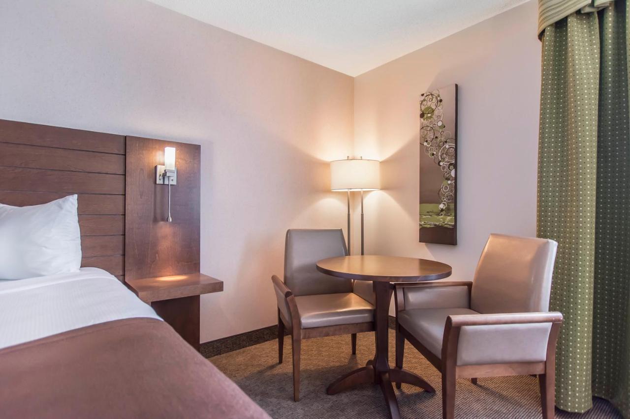 Quality Inn Rouyn-Noranda Kültér fotó