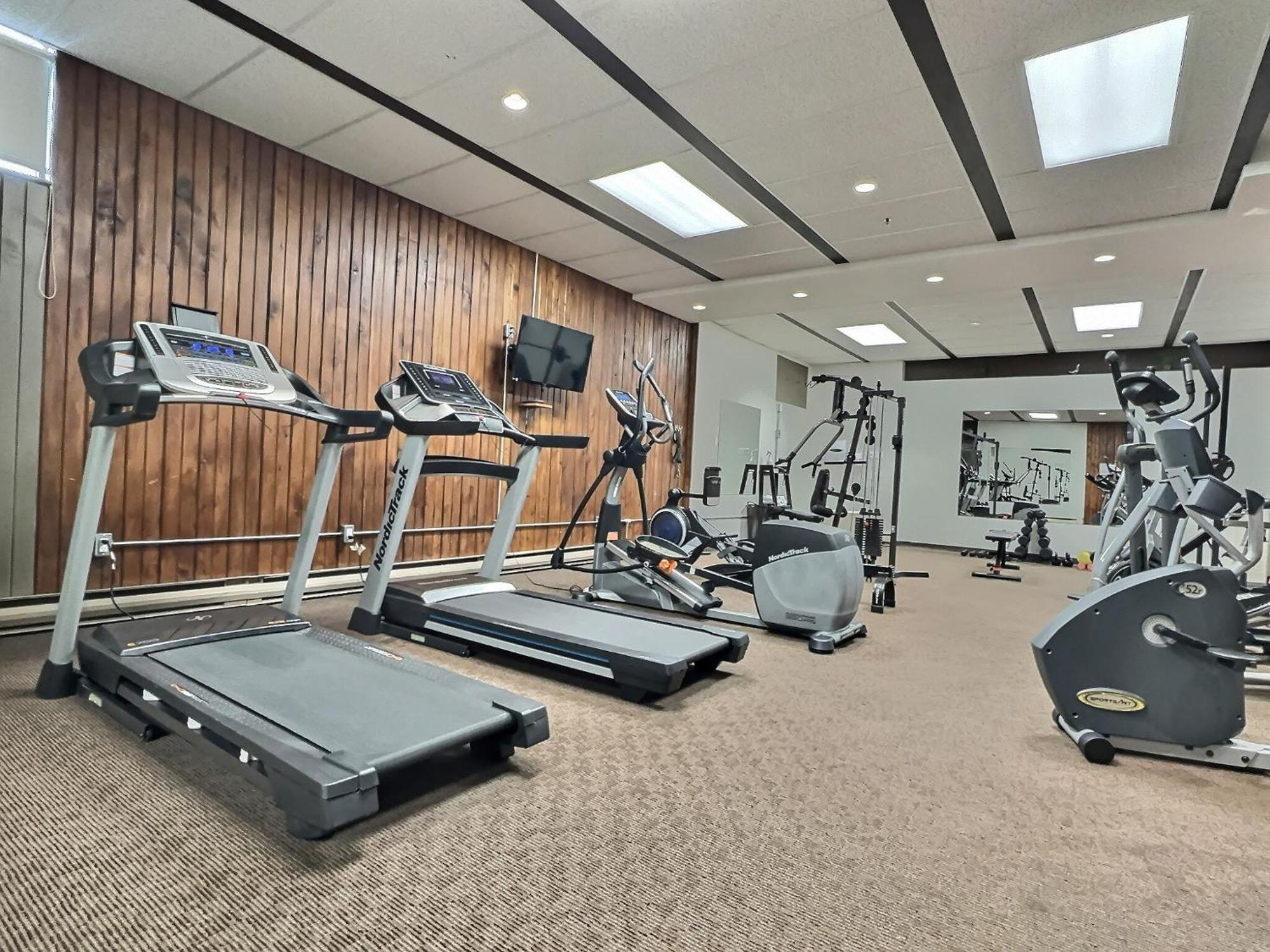 Quality Inn Rouyn-Noranda Kültér fotó
