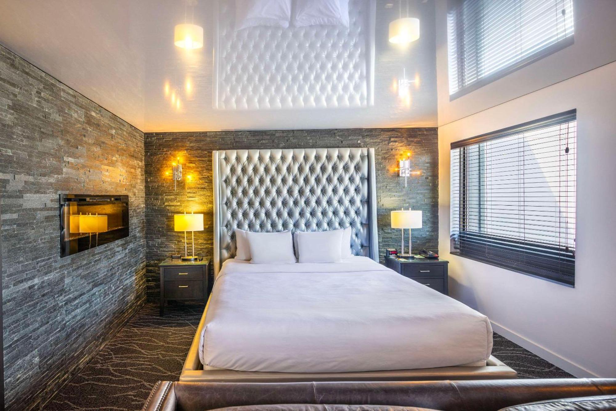 Quality Inn Rouyn-Noranda Kültér fotó